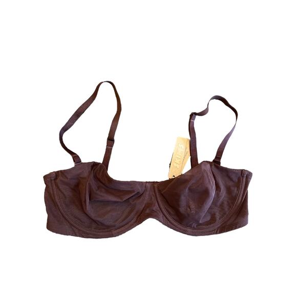 NWT SKIMS Strapless Underwire Bra BR-UWR-2209, straps 34C - Picture 3 of 8